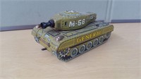 BATTERY OPERATED TIN ARMY TANK TOY