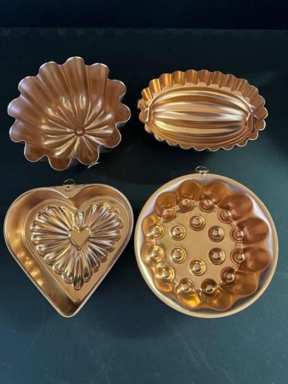 4 Vintage Jello Molds