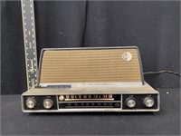 1950's Arvin Model 3586 HiFi Tube Radio