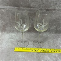 Pair of Etched Wine Glasses with Star Patten