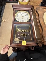 boosters 1915 Clock with key and pendulum