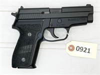 LIKE NEW Sig Sauer P229 40ca pistol, s#AE41869,