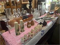 Novelty Shakers, Decorative Rocks and Mirror