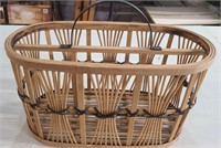 Unique Basket with Handle