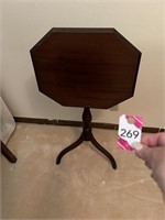 Antique Mahogany Tilt Top Table with...