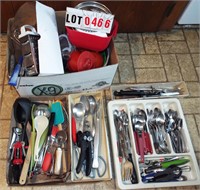 lg. lot of asst. kitchen utensils