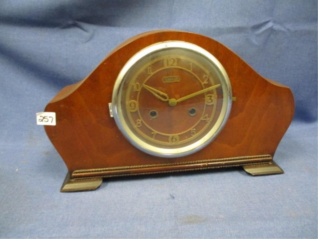 Forestville mantle clock