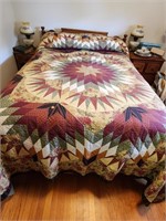 beautiful large quilt, looks hand stiched