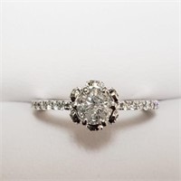 Gorgeous 14K White Gold Diamond Ring SJC