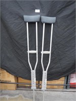 Pair of Adjustable Crutches Good Condition