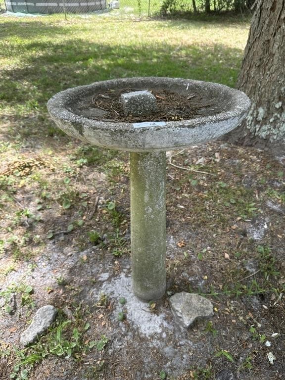 Cement bird bath