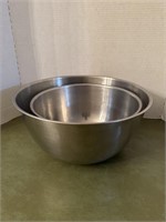 Stainless steel Bowls