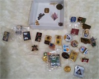 L - LOT OF COLLECTIBLE PINS (J74)