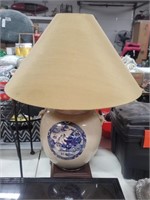 Table Top Lamp W/Oriental Style
