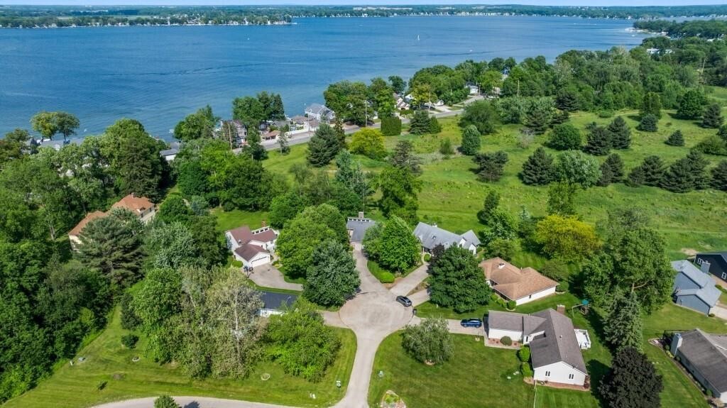 OLO Syracuse, IN Residential Real Estate Auction