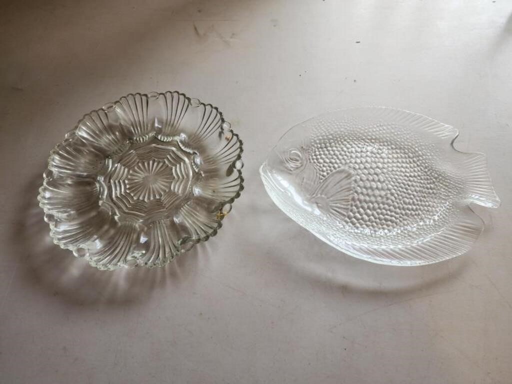 VTG  Anchor Hocking Deviled Egg/Oyster Plate