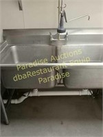 Two bay sink - with spray faucet with overshelf