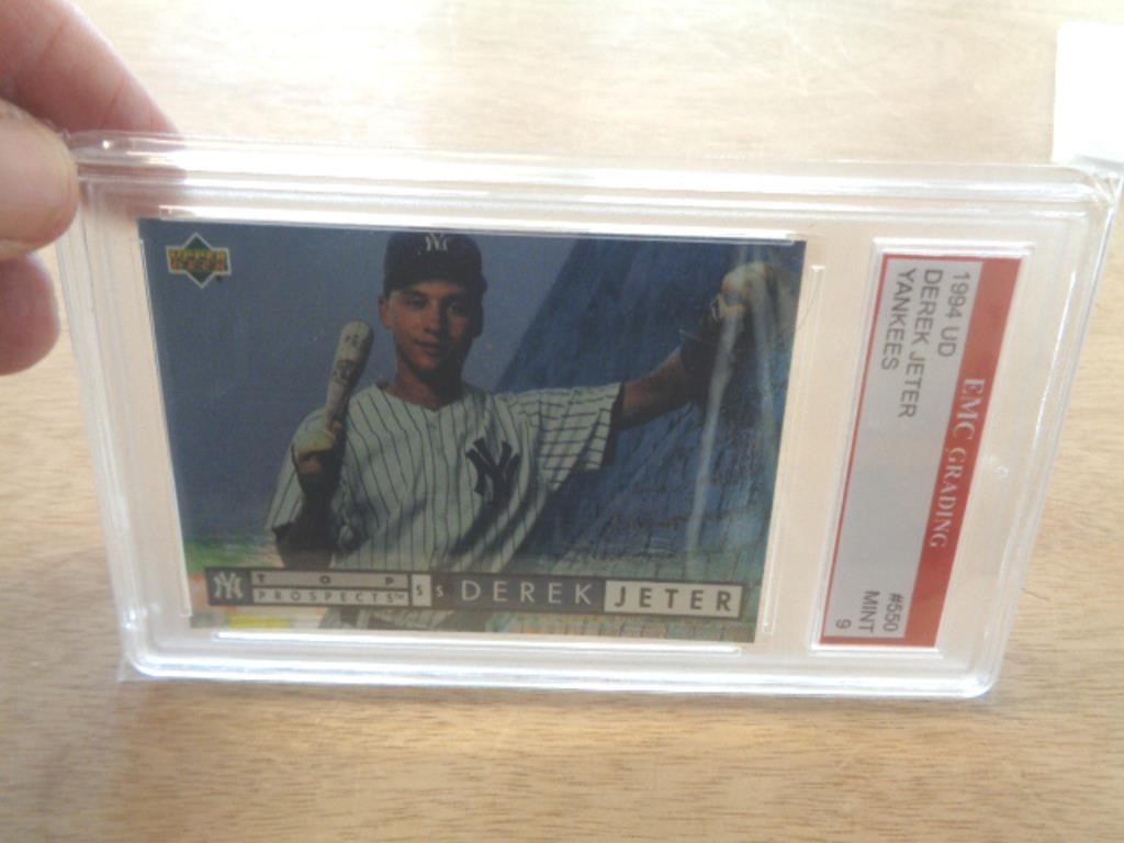 GRADED CARD - 1994 DEREK JETER