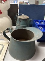 2 piece lot watering can