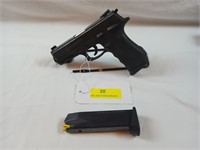 Taurus PT 809 - 9 mm Auto double action two c