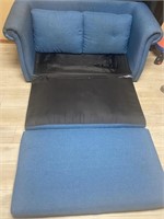 small blue pull out couch