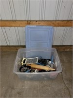 PLASTIC TOTE WITH ASSORTED KITCHEN UTENSILS