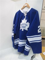 Tor Maple Leafs Jersey - Signed, #23 Eddy Shack