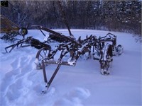 4 bottom plow on steel, converted to hydraulic,