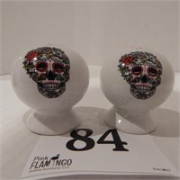 SKELETON HEAD SALT & PEPPER SET