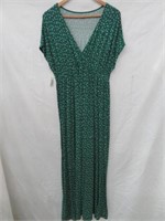 AMAZON ESSENTIALS WOMAN'S DRESS SIZE LARGE GREEN