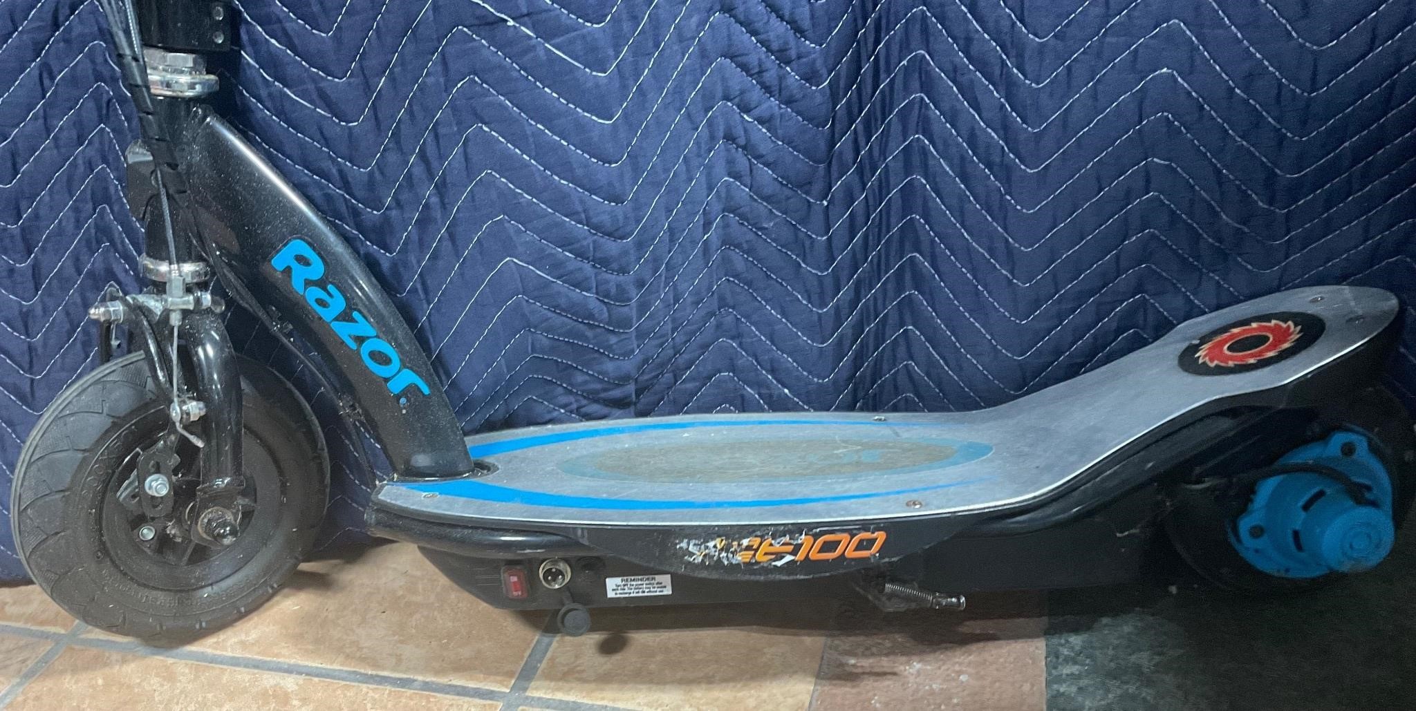 Razor Power Scooter E100 Untested