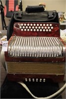 HOHNER ACCORDIAN