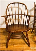 Very fine, sturdy Windsor Chair