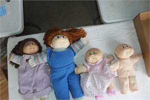 Cabbage Patch Dolls (4)