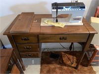 Singer touch-tronic 2000 sewing machine with desk