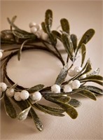 NEW Simons Small bright mistletoe wreath