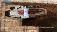 Ford F100 emblem