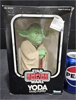 Vntg 1980 Sealed Yoda Hand Puppet Empire Strikes