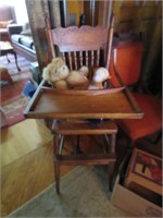 WOOD HIGH CHAIR WITH STUFFED ANIMALS