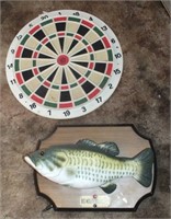 DART BOARD AND BIG MOUTH BILLY BASS