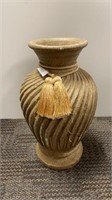 Stone flower vase w/ tassels