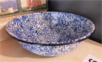 Spatterware enameled bowl, 12" diam. - Stainless