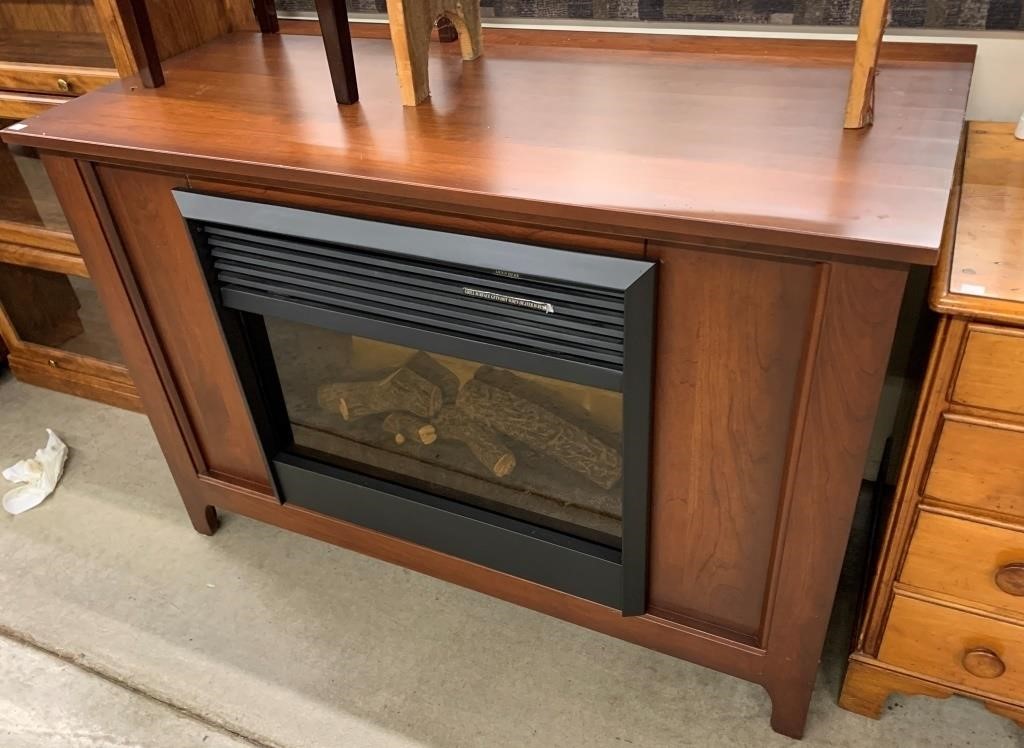 Cherry Tv Stand (W/ Electric Fireplace Heater)