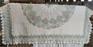 (FW) Quilted Blanket Approximately 76" x 91".