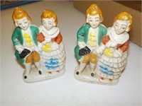 Pair of porcelain figurines 3.5"