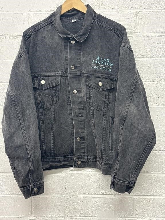 VTG Alan Jackson "On Tour" Denim Jacket (XL)