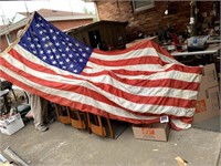 Large Flag And Vintage Flag (DSDen)