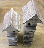 (2) bird houses