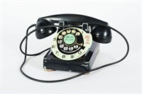 WESTERN ELECTRIC BELL SYSTEMS ROTARY DIAL PHONE