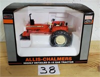 Allis Chalmers D15 in box